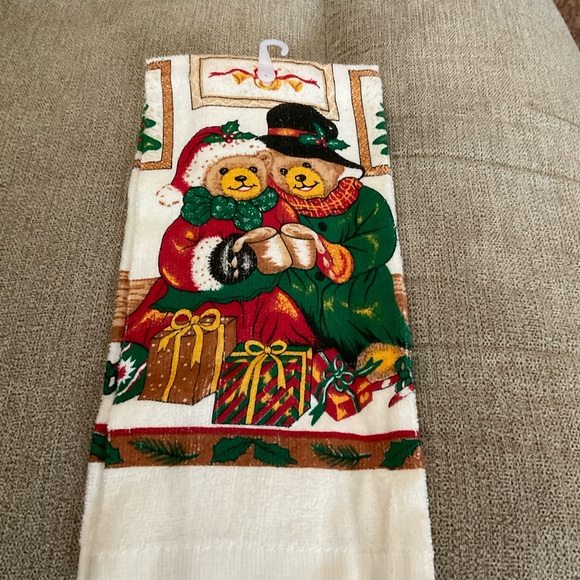 🌸$3 for $18🌸Kitchen Holiday Towel - Teddy Bears, Adorable Christmas themes - Picture 3 of 6